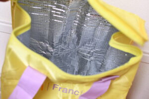 2026年マクドナルド福袋、保冷バッグの中の画像